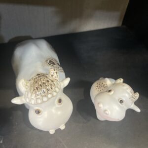 丹陽工作室-許旭倫老師-油滴乳牛大+小一對